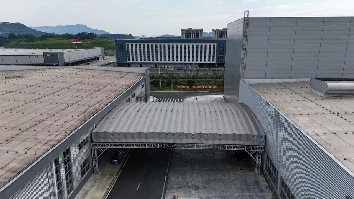 電動(dòng)伸縮雨棚